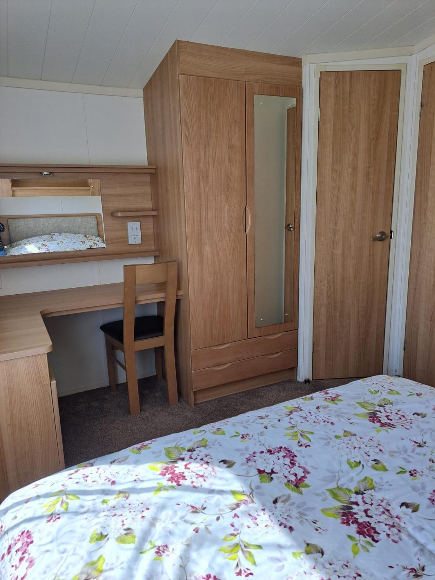 Lyons Robin Hood Caravan Rhyl Sbw 26 Eksteriør billede